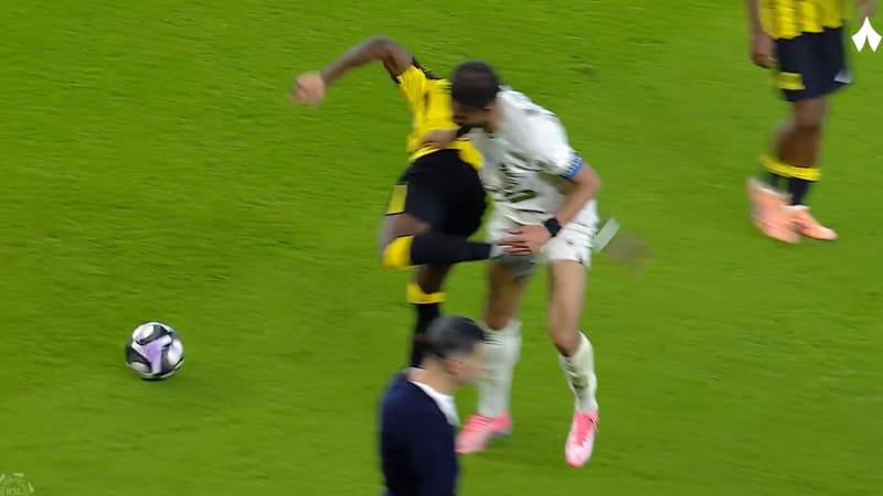 Arabie saoudite: le mauvais geste de Moussa Diaby, expulsé pour un coup de pied dans les parties intimes d’un adversaire