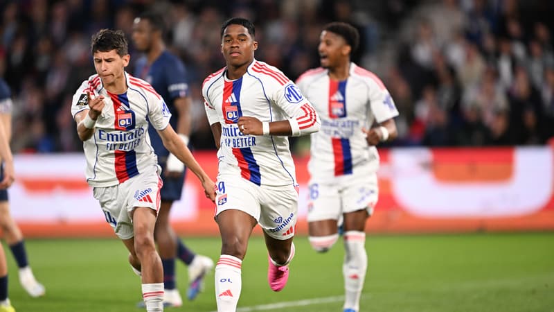 PSG-Lyon: le joli coup des Gones, qui l'emportent à Paris et se hissent sur le podium de la Ligue 1