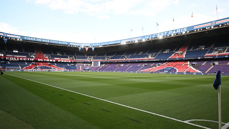 Ligue 1: le match PSG-Rennes compromis à cause de l'état de la pelouse