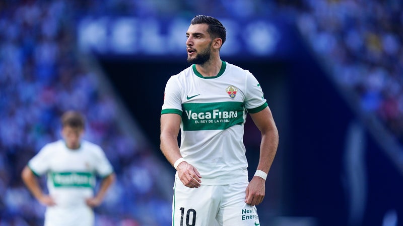 Mercato: condamné à plus de 8 ans de prison pour agression sexuelle, Rafa Mir autorisé à jouer en Grèce