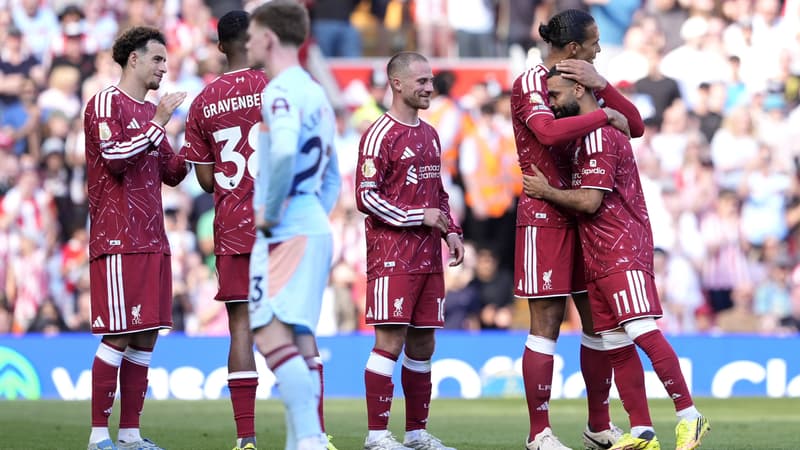 Des adieux déchirants en Premier League: Bernardo Silva et Guardiola en pleurs, ovation d'Anfield pour Salah... Les hommages de Manchester City et Liverpool pour leurs légendes